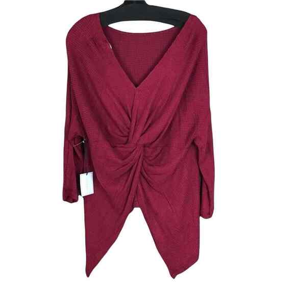 1 State Women’s Large Red Twist Back Blouse Draped Hem Long Sleeve Stretch NWOT - Picture 2 of 9